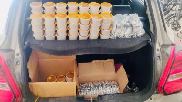 महीने में करीब 3600 लोगों को खाना