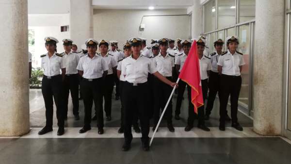 फ्रेशर्स को भी बंपर कमाई का मौका फ्रेशर्स को भी बंपर कमाई का मौका