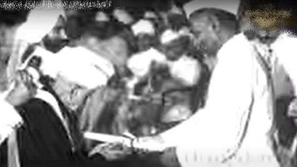 अंग्रेजी हुकूमत में मिली नाइट उपाधि, 1955 में भारत रत्न