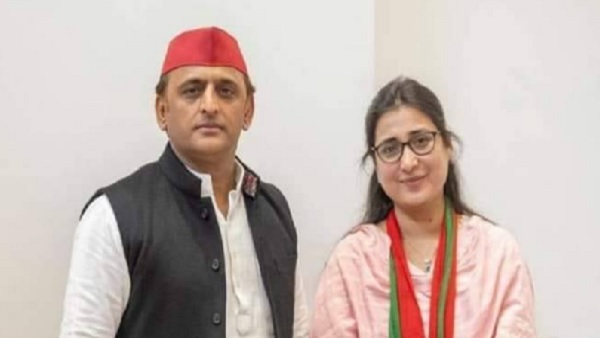 दिल्ली एम्स में नेत्र विभाग में काम करती थीं रागिनी दिल्ली एम्स में नेत्र विभाग में काम करती थीं रागिनी