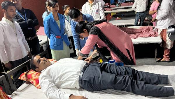 पीड़ित मानवता की सेवा का दिया गया संदेश 