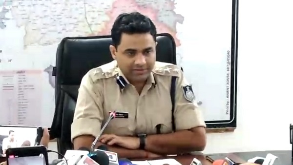 300 से अधिक पुलिकर्मी, 5 थानों की पुलिस तलाश में जुटी थी