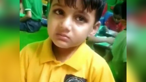 अब क्यूट धमकी वाला बच्चा वायरल