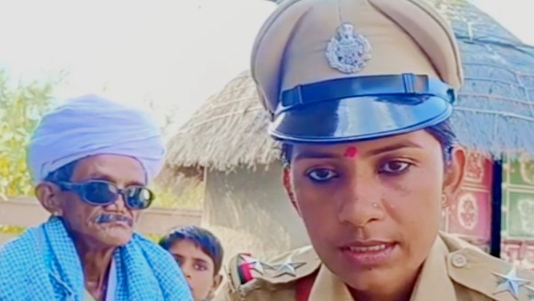 10वीं कक्षा 65 प्रतिशत अंकों से पास की