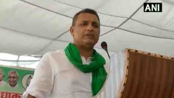 Kaimur News: Agriculture Minister Sudhakar Singh says I am chief of thieves Kaimur News: Agriculture Minister Sudhakar Singh says I am chief of thieves