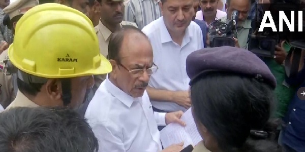 मृतकों के परिजनों के लिए मुआवजे का ऐलान