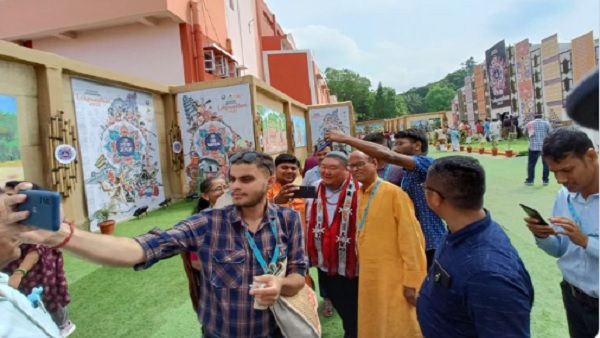 फोटो शेयर कर लिखी ये बात