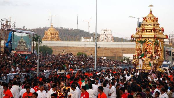 खास उत्सव के लिए परदाला बनाते हैं वस्त्र