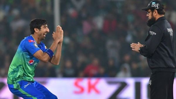 ट्रायल के लिए भी उधार लिए जूते