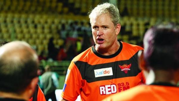 मूडी का कॉन्ट्रेक्ट हुआ खत्म