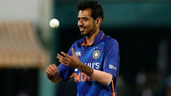 3 मैचों में केवल 1 विकेट 3 मैचों में केवल 1 विकेट