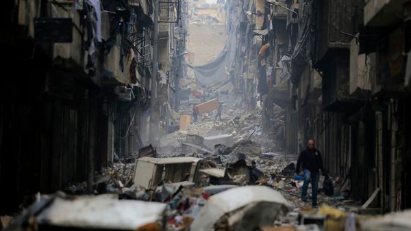 ईरान को चेतावनी 