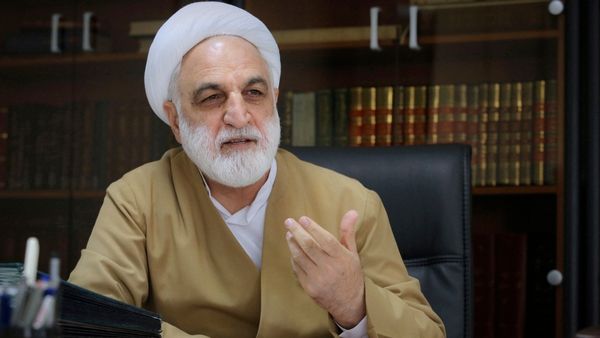 अयातुल्ला सैय्यद अली खामेनेई ने चुप्पी तोड़ी अयातुल्ला सैय्यद अली खामेनेई ने चुप्पी तोड़ी