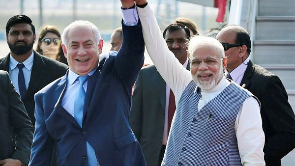 इजरायल ने दिए महत्वपूर्ण हथियार इजरायल ने दिए महत्वपूर्ण हथियार