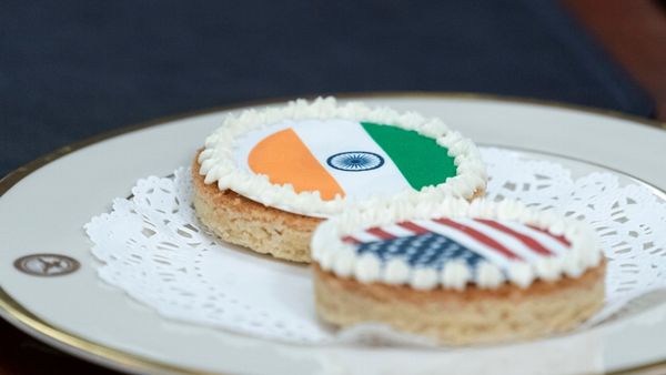 भारत को संदेश दे रहा अमेरिका?