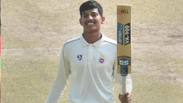 यश भी कम नहीं