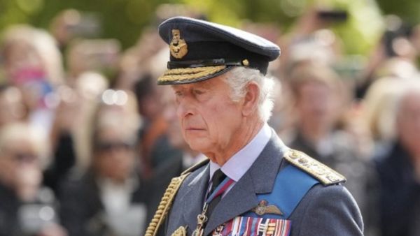 नौकरी जाने को लेकर लोगों में भारी रोष