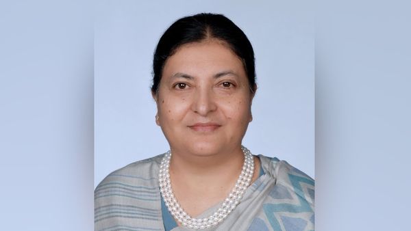 संवैधानिक रूप से विधेयक को मंजूरी देने के लिए राष्ट्रपति बाध्य