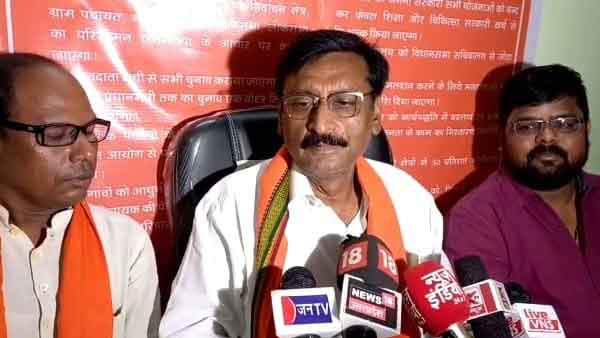 माफियाओं का नाम लेकर अपने समाज के लोगों को डराया