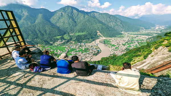 ट्रेक पर साइकिलिंग से लेकर टेलीस्कोप की व्यवस्था करने की भी तैयारी ट्रेक पर साइकिलिंग से लेकर टेलीस्कोप की व्यवस्था करने की भी तैयारी