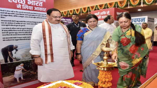 सोशल मीडिया पर एक्टिव है वसुंधरा राजे