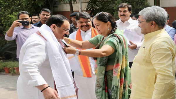 वसुंधरा राजे भाजपा की सर्वे रिपोर्ट में पहले नंबर पर