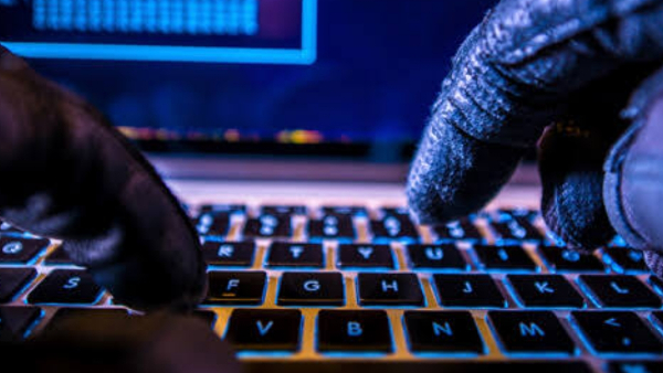 हर खाते पर मिलता था कमीशन