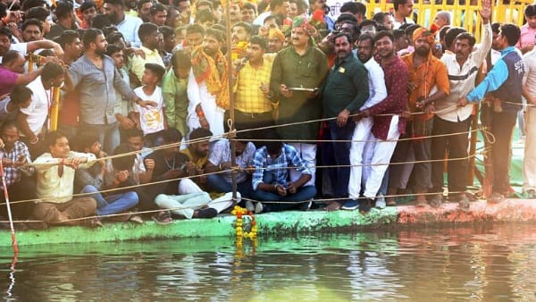 अबकी बार भी हुआ चमत्कार 