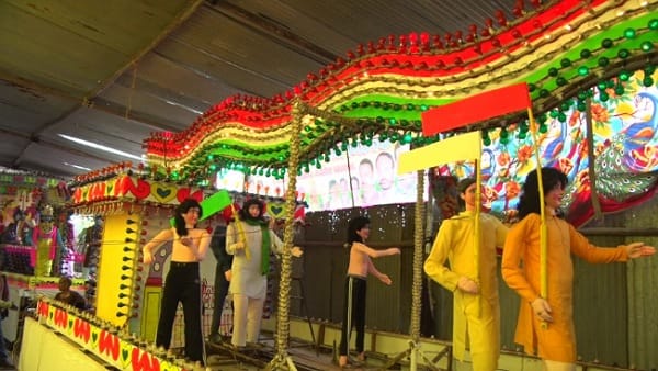 झांकियों का क्रम निर्धारित किया 