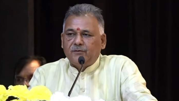 संपूर्ण सेवा अवधि में कम से कम 10 साल ग्रामीण क्षेत्र में देनी होगी सेवा संपूर्ण सेवा अवधि में कम से कम 10 साल ग्रामीण क्षेत्र में देनी होगी सेवा