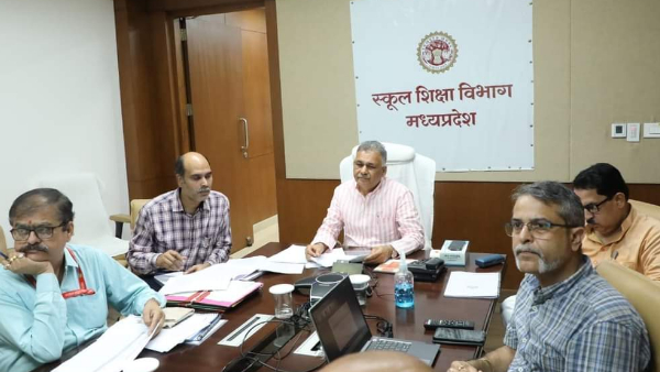 कैबिनेट से नीति मंजूर होने के बाद जारी किए आदेश कैबिनेट से नीति मंजूर होने के बाद जारी किए आदेश