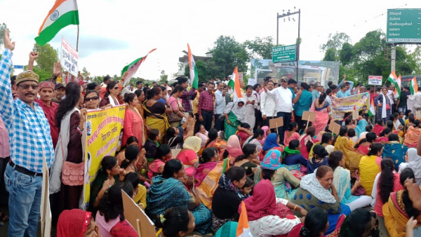 शिक्षक संघ के प्रदेश अध्यक्ष भरत पटेल को प्रशासन ने किया नजर बंद
