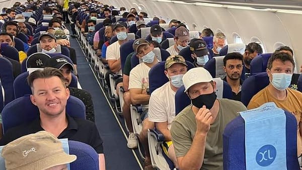 हर साल भारत की सड़कों पर यूरोपीय देश की जनसंख्या के बराबर लोग हादसों में मारे जाते हर साल भारत की सड़कों पर यूरोपीय देश की जनसंख्या के बराबर लोग हादसों में मारे जाते