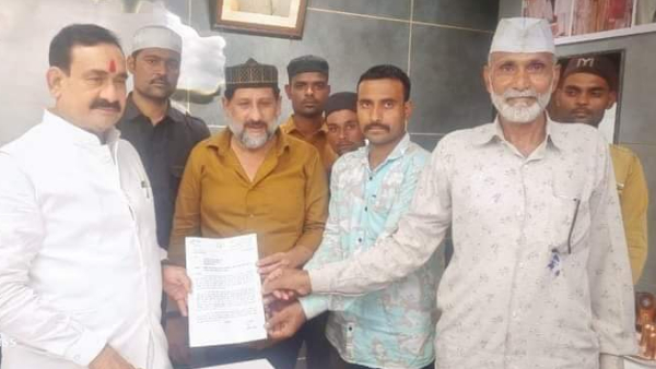 MLA Arif Masood submitted a memorandum to the Home Minister in the matter of cutting the beard of Muslim youths in jail MLA Arif Masood submitted a memorandum to the Home Minister in the matter of cutting the beard of Muslim youths in jail