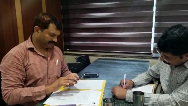 बेटे का दर्द मां ने 80 साल सेवा दी, उसके बाद भी मुझसे रिश्वत मांगी बेटे का दर्द मां ने 80 साल सेवा दी, उसके बाद भी मुझसे रिश्वत मांगी