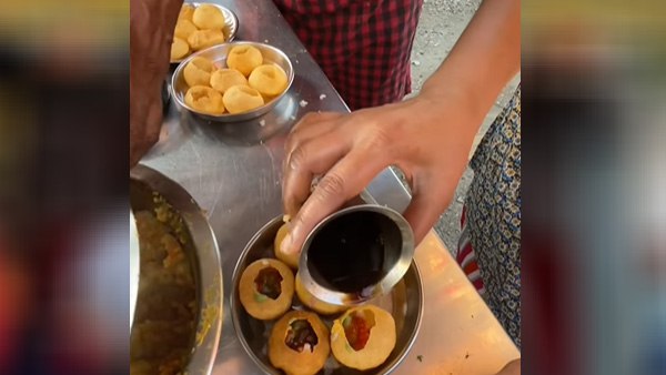 काफी फेमस हो रहा स्टॉल