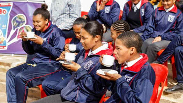 एक घंटे में बनाए 249 कप