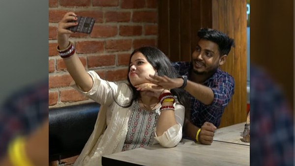 पिज्जा हट ने दिया गिफ्ट