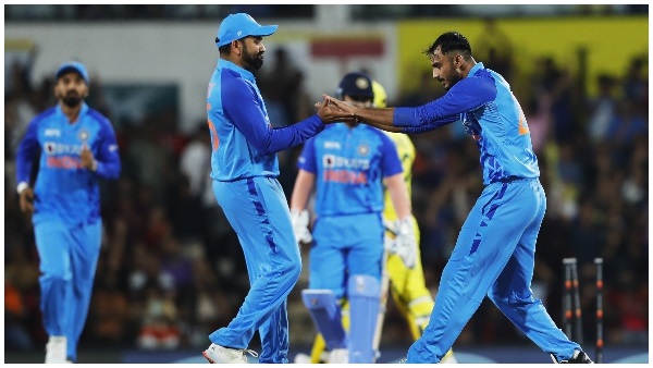 पहले टी20 में बने थे 106 रन