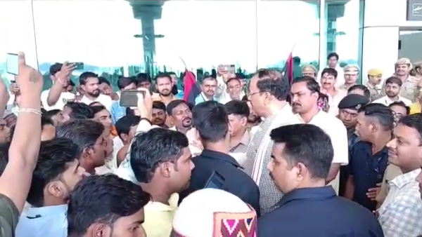 निकाय चुनाव में पार्टी को जीत दिलानी है