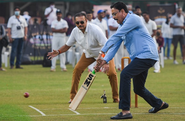 102 गेंदों पर वेगसरकर के 94 रन 102 गेंदों पर वेगसरकर के 94 रन