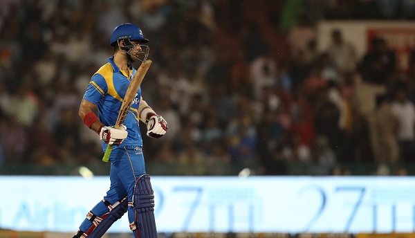 नमन ओझा को मैन ऑफ द मैच नमन ओझा को मैन ऑफ द मैच