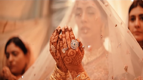 सोशल मीडिया पर खूब चर्चा