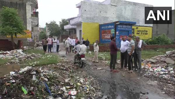 आगरावासियों का विरोध का अनोखा तरीका