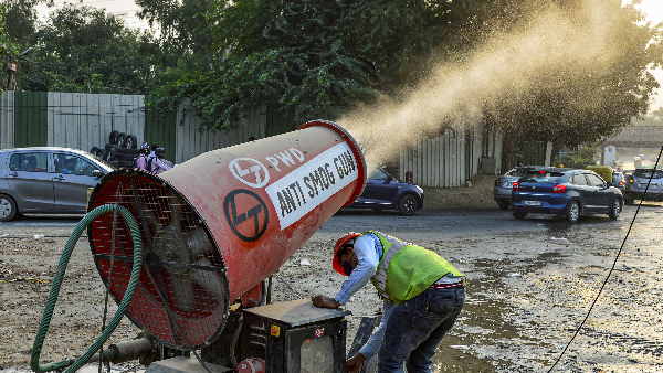 प्रदूषण पर कितनी असरदार हैं एंटी स्मॉग गन?
