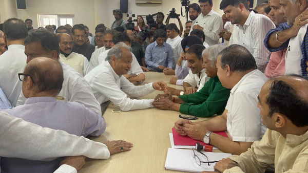 ashok gahlot 