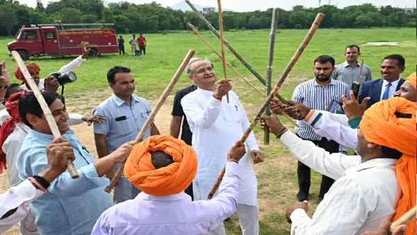 जब ऑटो रिक्शा में बैठकर शपथ लेने पहुंचे थे अशोक गहलोत