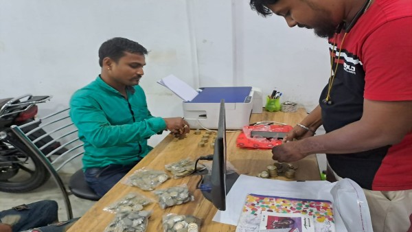 50 हजार रुपए बतौर डाउनपेमेंट के लिए लाया