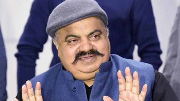 राजू पाल हत्याकांड के बाद अतीक की राजनीति को लगा ग्रहण राजू पाल हत्याकांड के बाद अतीक की राजनीति को लगा ग्रहण