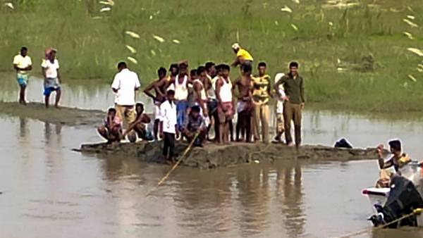 6 साल के हाथ से छूटा मोबाइल